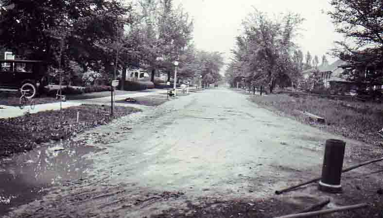 1920s Council Rock at East Ave looking North (2)